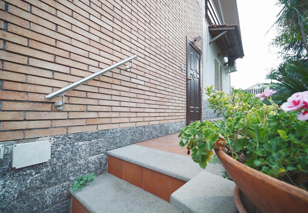 Etna Rooftop Apartment Педара Экстерьер фото