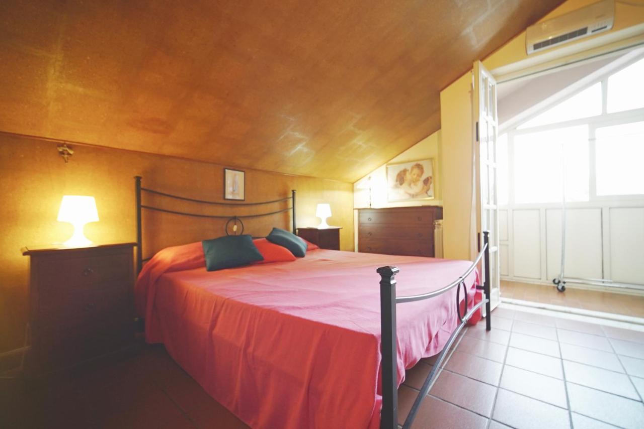 Etna Rooftop Apartment Педара Экстерьер фото