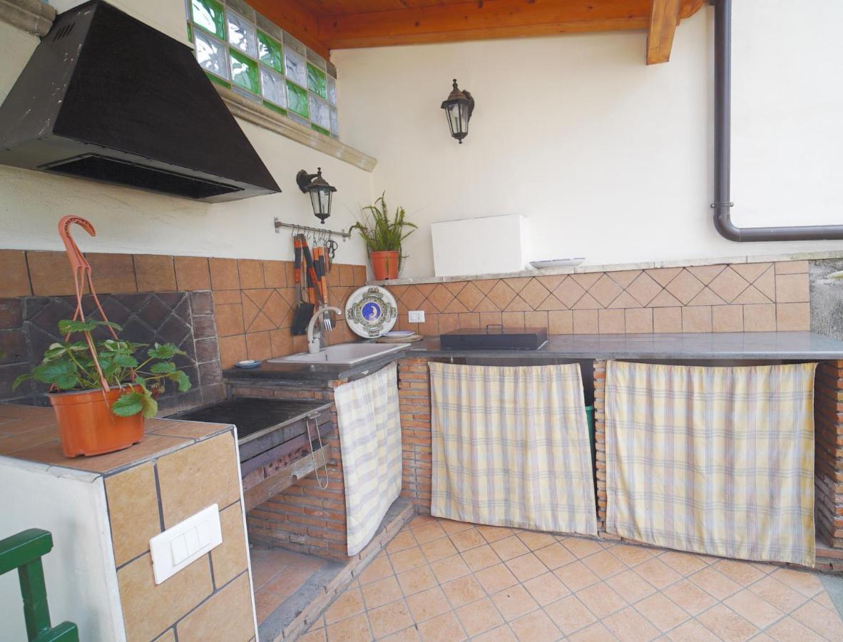 Etna Rooftop Apartment Педара Экстерьер фото